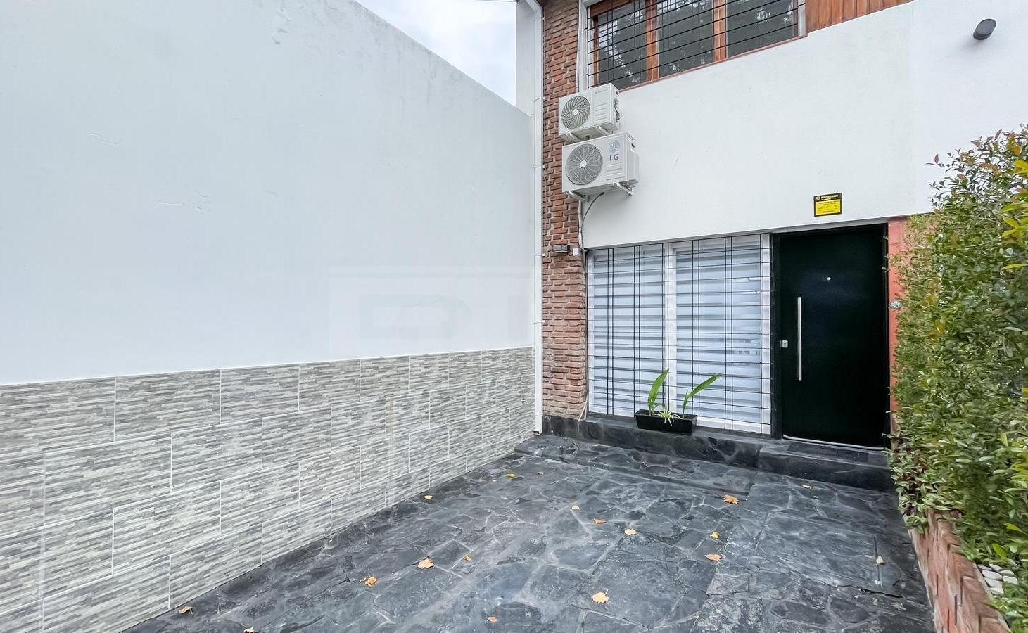 Foto de Duplex 2 dormitorios Venta - Florida Mitre/Este, imagen 2