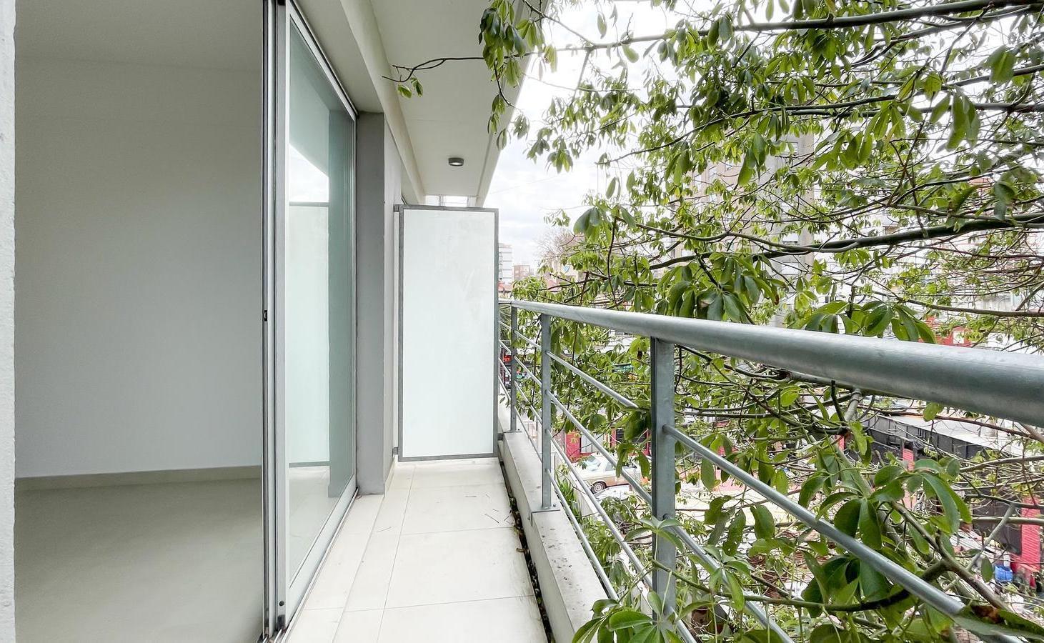 Foto de Excelente departamento 2 ambientes - Florida Mitre/Este, imagen 3