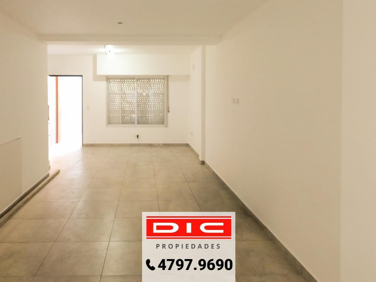 Foto de Casa 2 dormitorios Venta - Florida Oeste, imagen 2