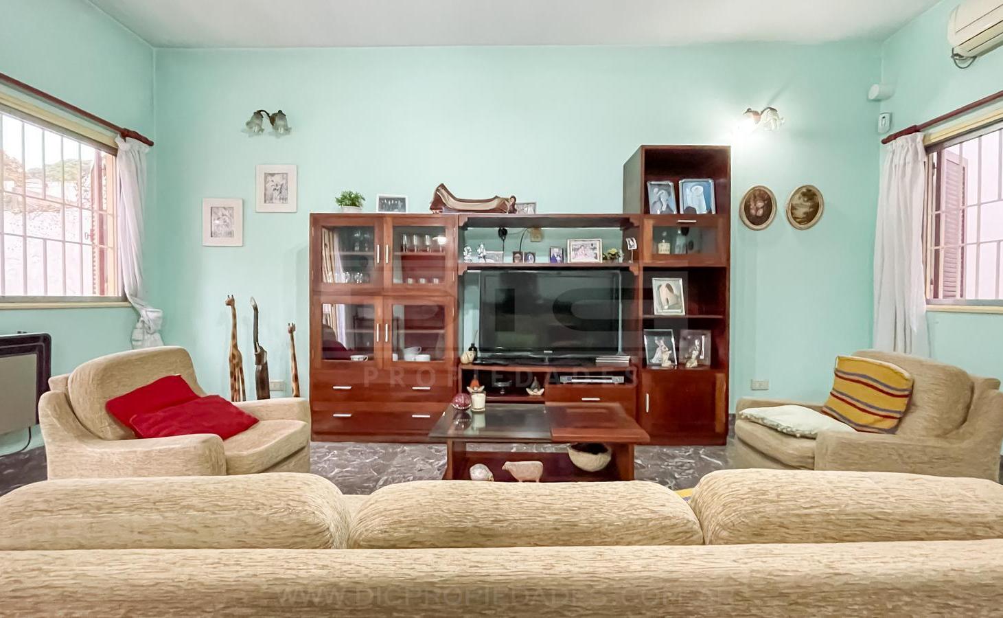 Foto de Casa 3 dormitorios venta - Barrio Vicente López, imagen 4