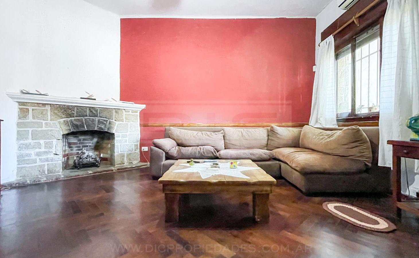 Foto de Chalet 3 domitorios Venta - Florida Mitre/Este, imagen 3