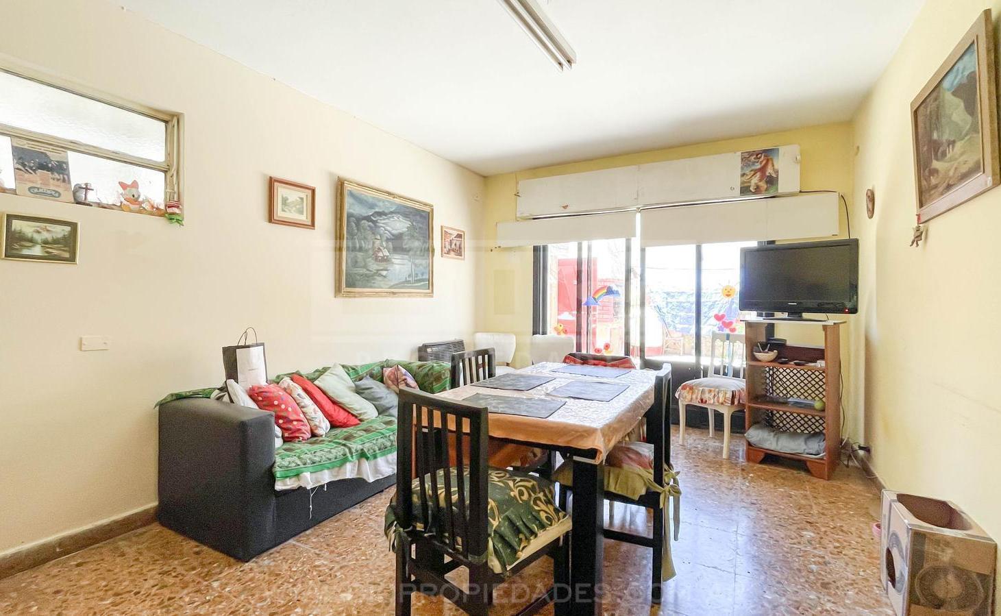 Foto de Casa 5 dormitorios Venta - Olivos-Maipu/Uzal, imagen 1