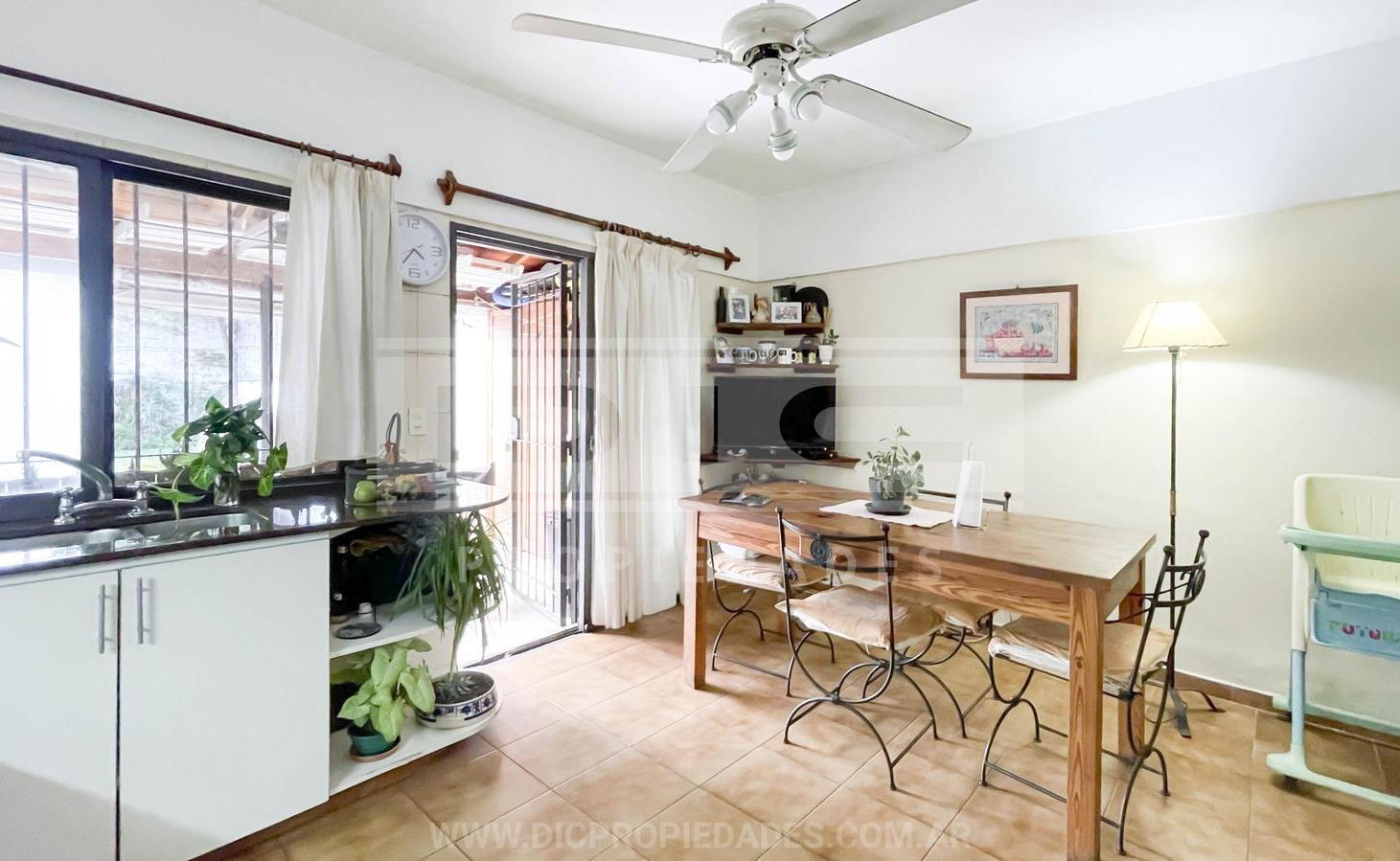 Foto de Duplex 3 dormitorios Venta - Olivos-Maipu/Uzal, imagen 2