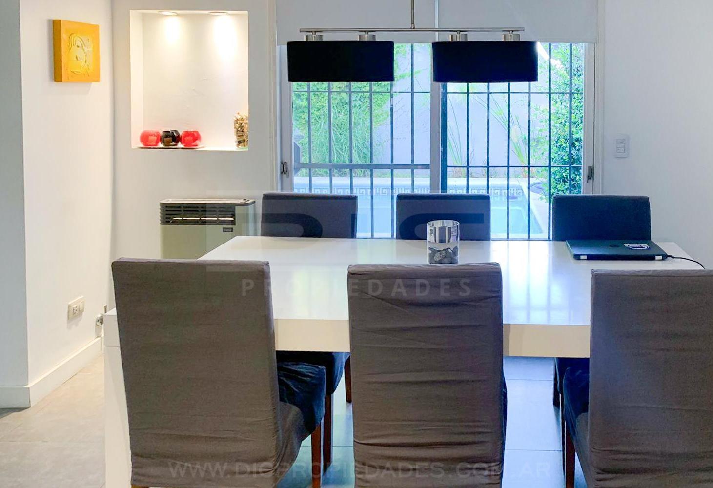 Foto de Chalet 3 dormitorios Venta - Olivos-Maipu/Uzal, imagen 4