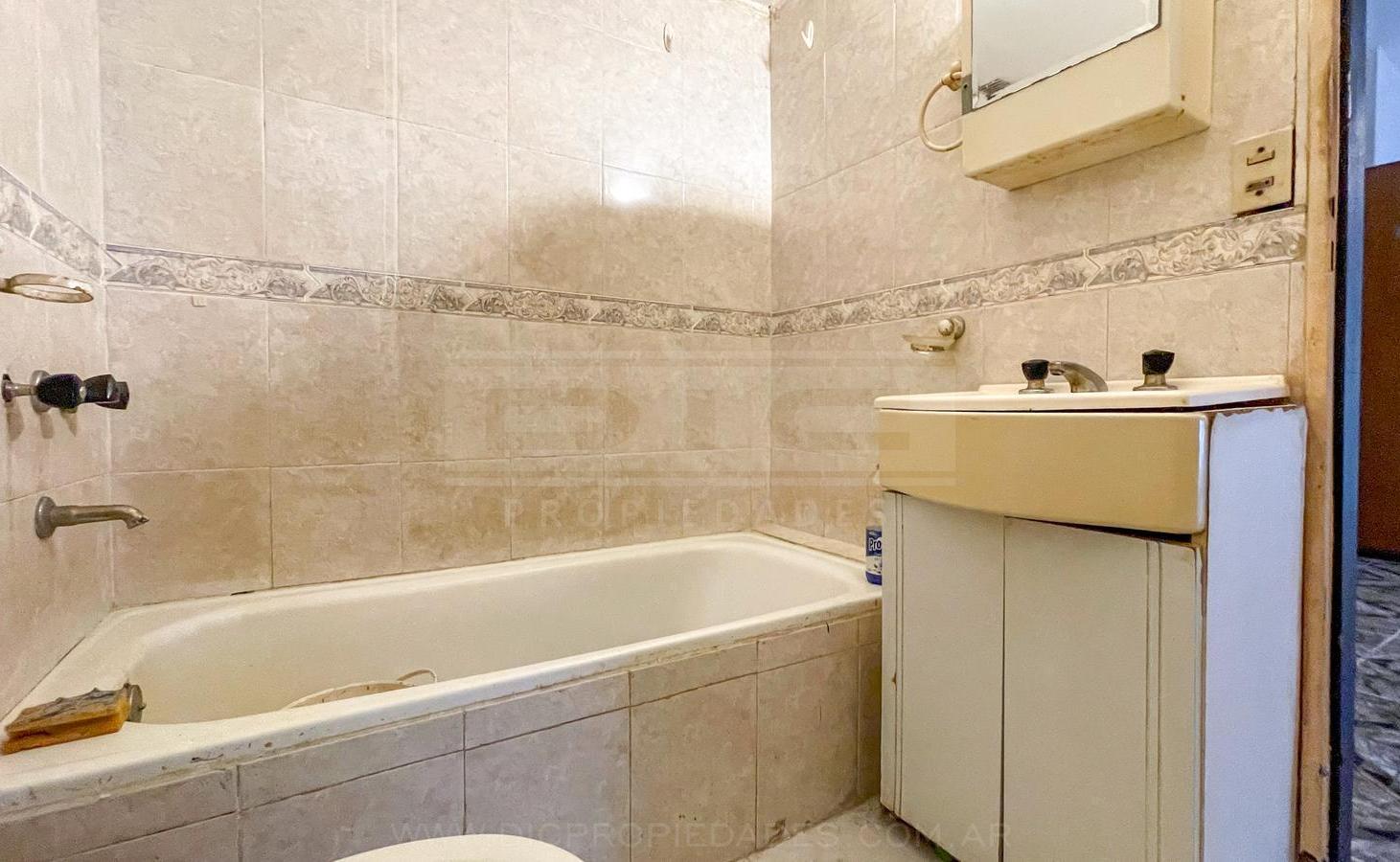 Foto de Departamento 2 ambientes Venta - Olivos-Maipu/Uzal, imagen 5