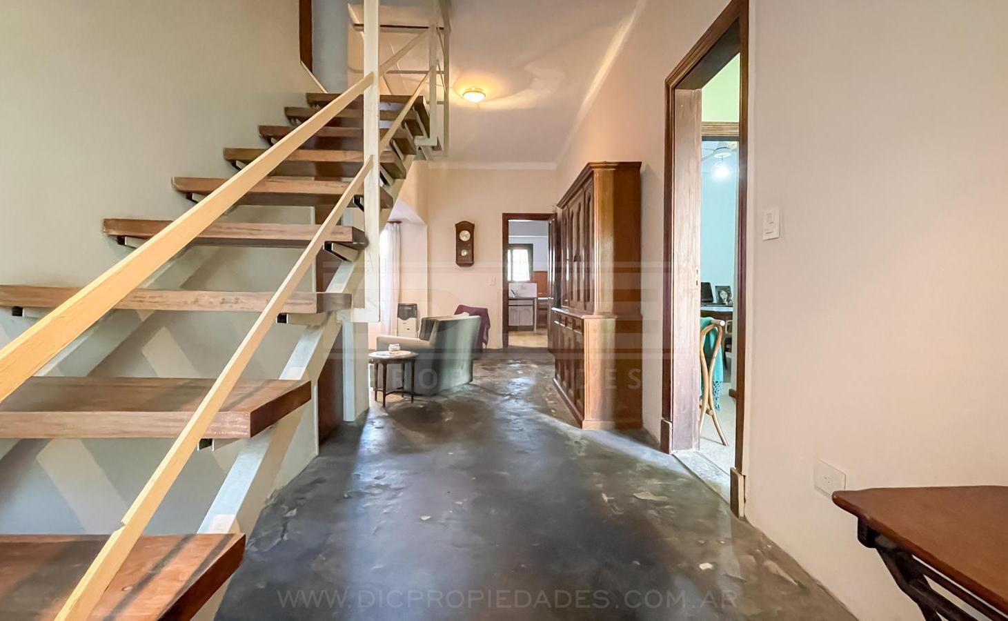 Foto de Casa 4 dormitorios Venta - Olivos, imagen 1