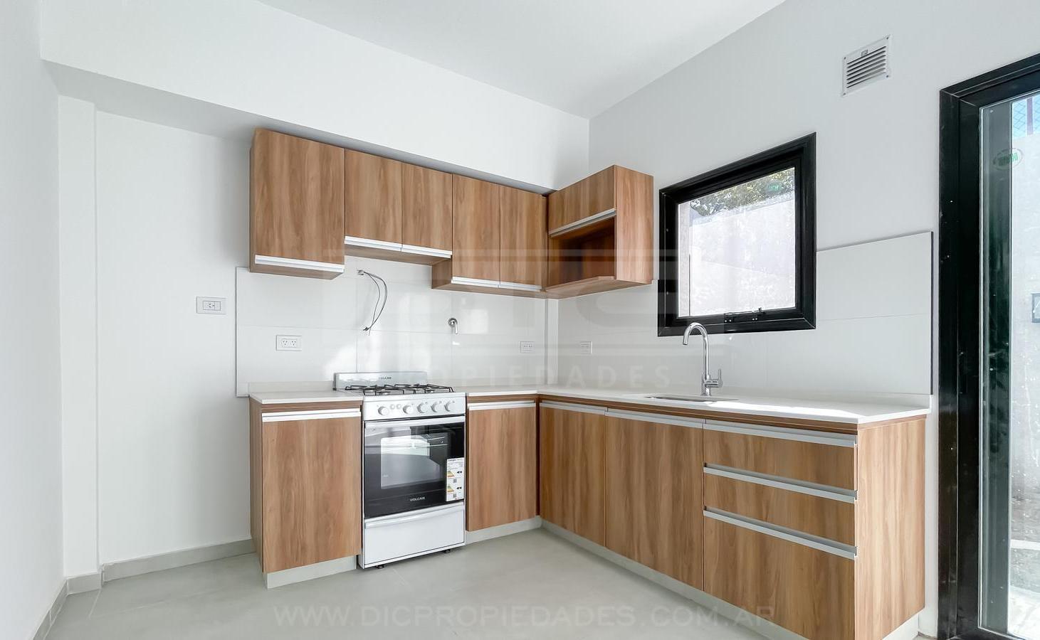 Foto de Triplex 2 dormitorios Venta - Olivos, imagen 5