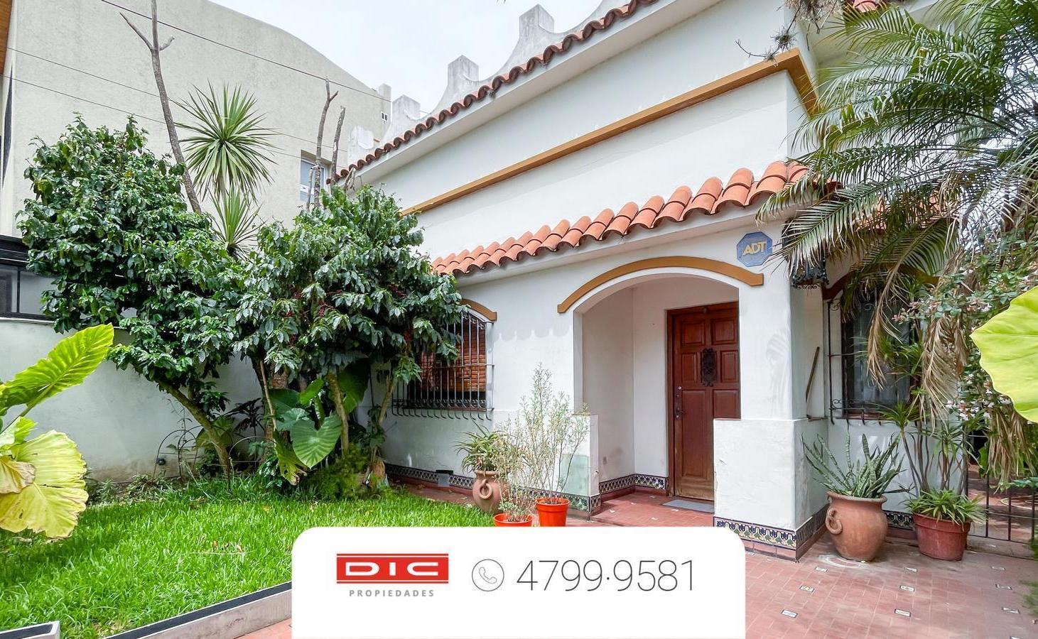 Foto de Chalet 4 dormitorios Venta - Olivos-Maipu/Uzal, imagen 1