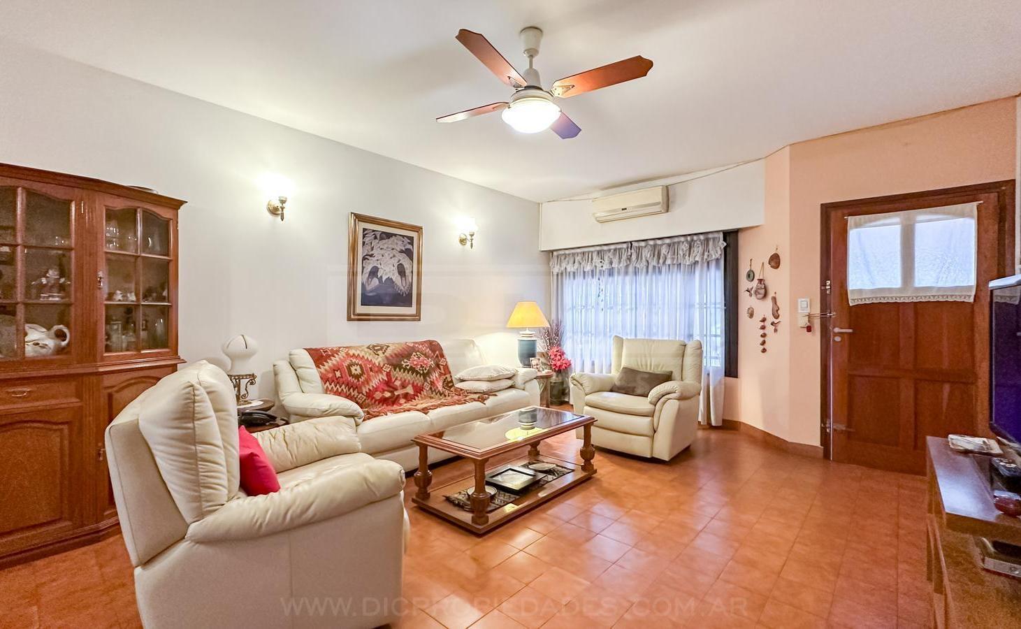 Foto de Duplex 3 dormitorios Venta - Olivos Uzal / Panamericana, imagen 4