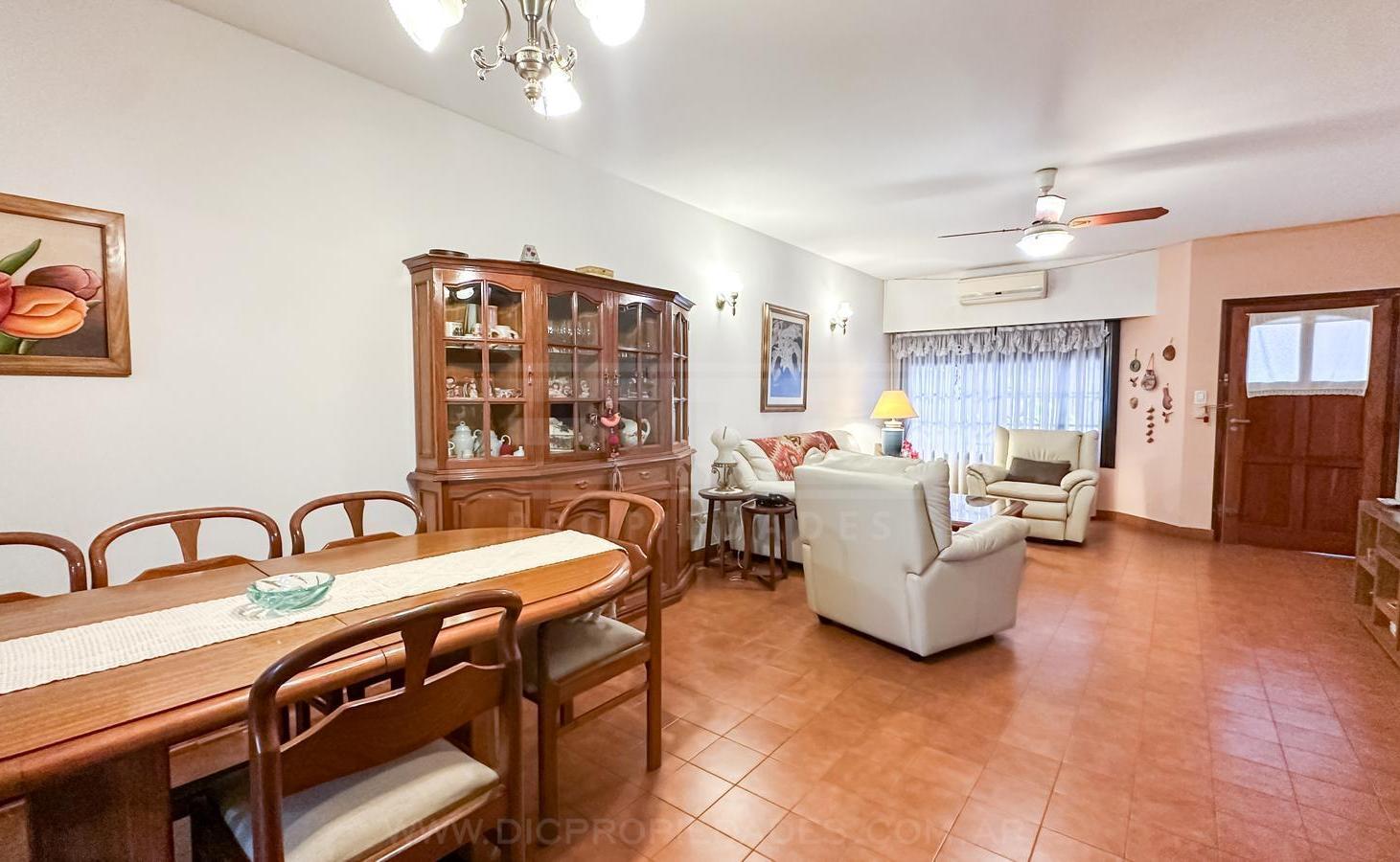 Foto de Duplex 3 dormitorios Venta - Olivos Uzal / Panamericana, imagen 1
