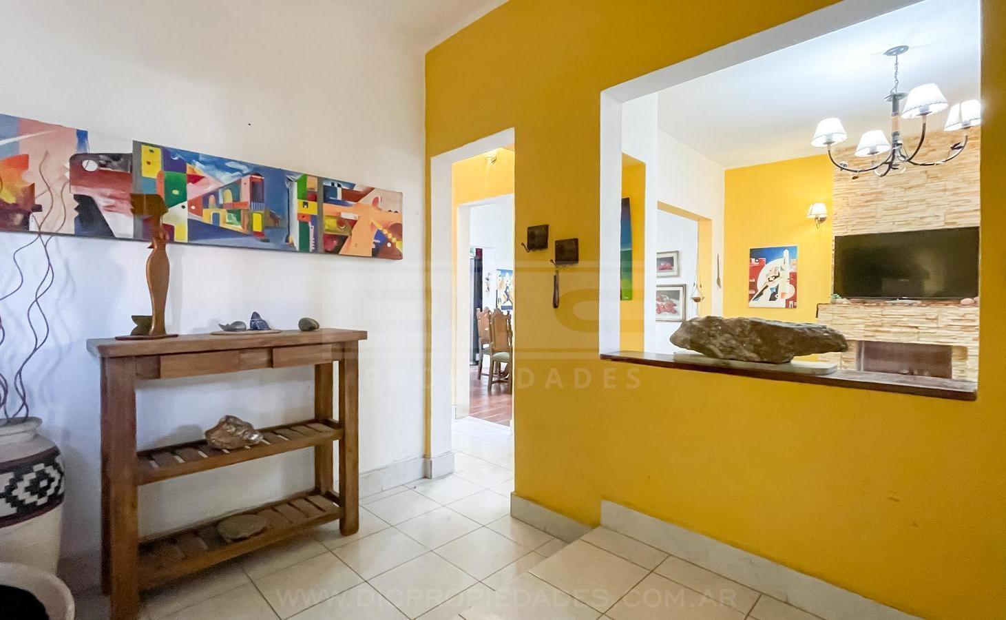Foto de Casa 3 dormitorios Venta Olivos-Maipu/Uzal, imagen 1