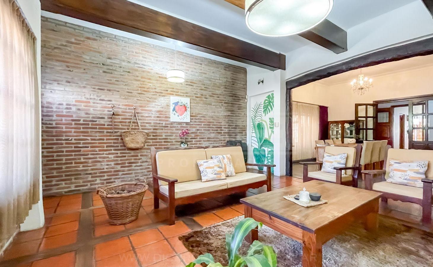 Foto de Casa 4 dormitorios Venta - Olivos-Golf, imagen 3