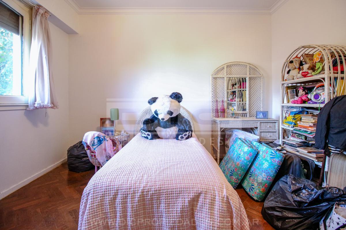 Foto de Chalet 3 dormitorios Venta - Olivos, imagen 4