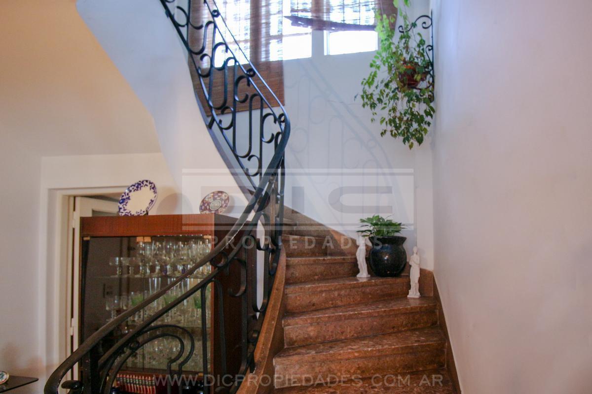 Foto de Chalet 3 dormitorios Venta - Olivos, imagen 3