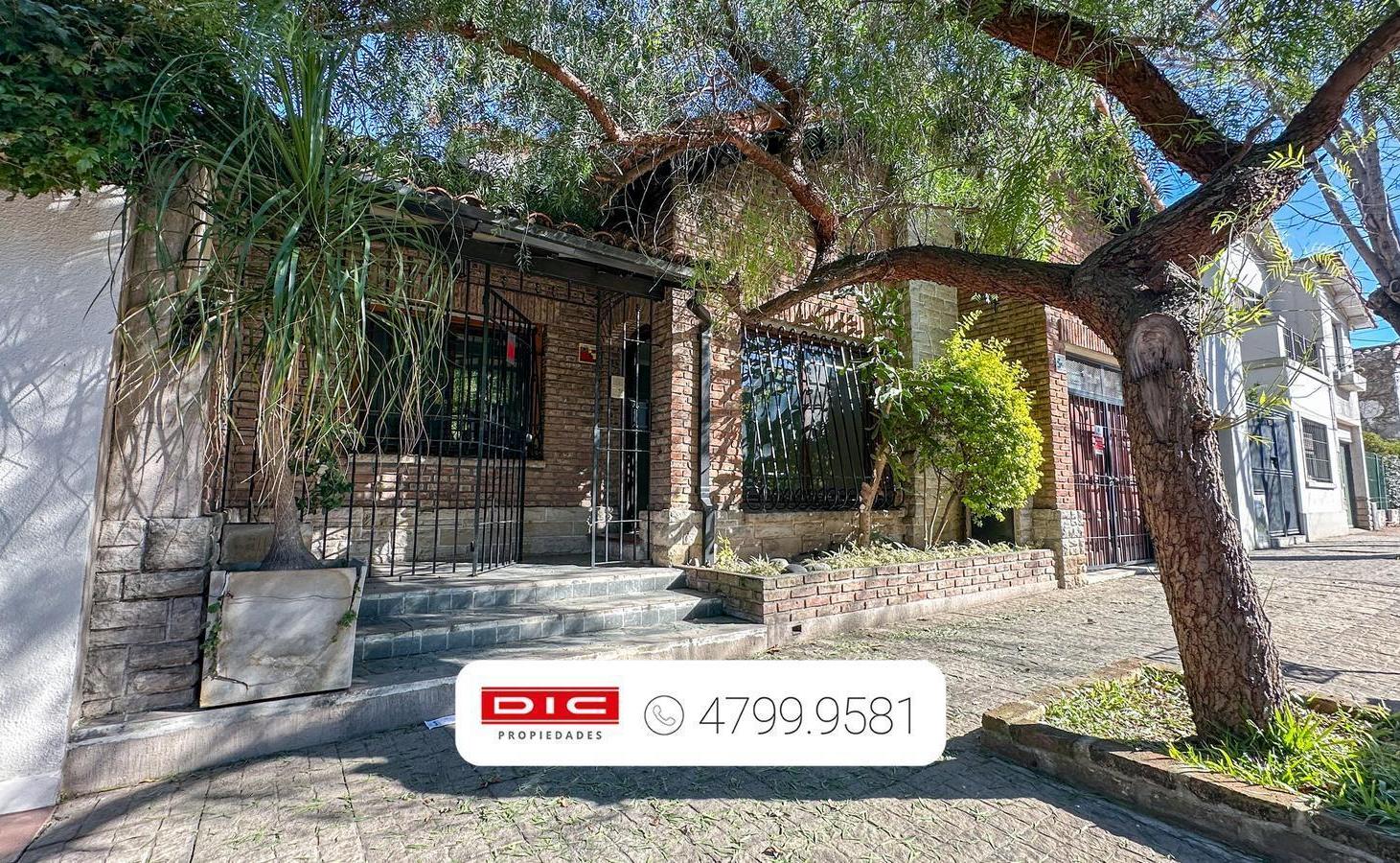 Foto de Chalet 4 ambientes venta con jardin piscina parrilla y cochera en Olivos, imagen 4