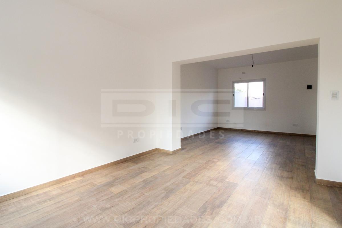 Foto de PH 4 ambientes Venta - Olivos, imagen 3