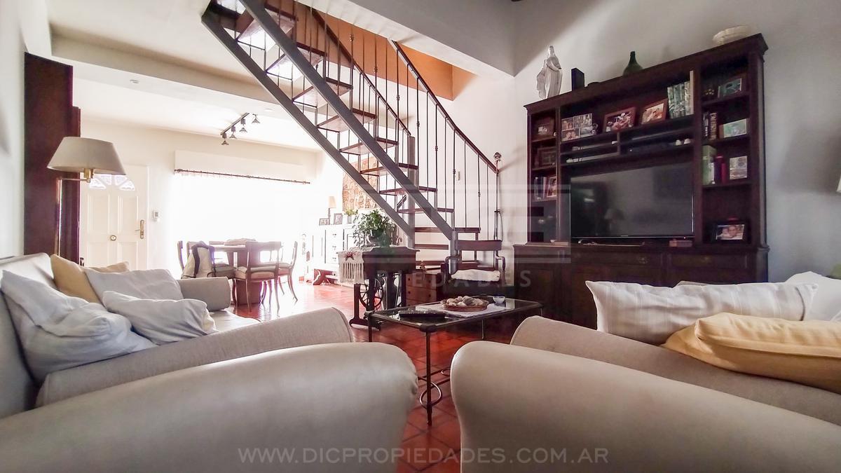 Foto de PH 4 Dormitorios Venta - Olivos-Maipu/Uzal, imagen 2