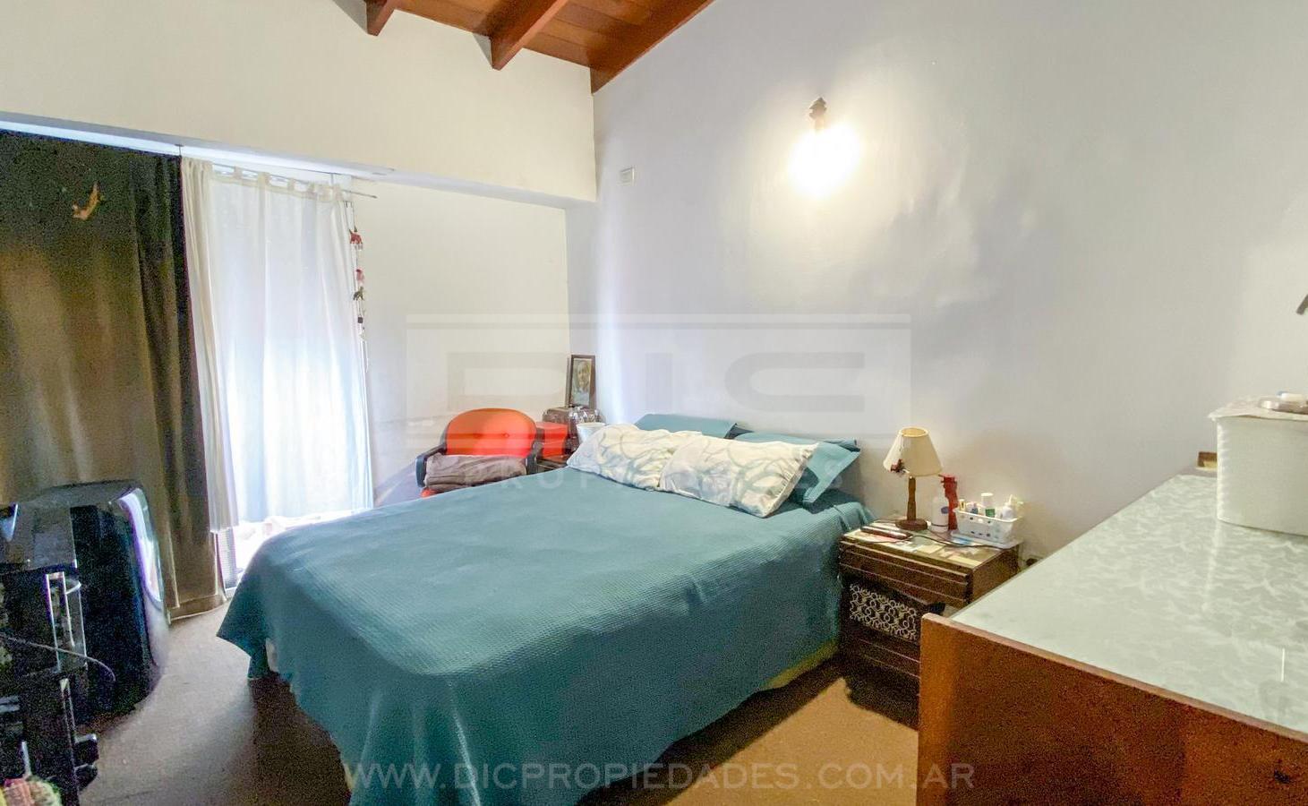 Foto de PH 3 dormitorios Venta - Olivos-Maipu/Uzal, imagen 2