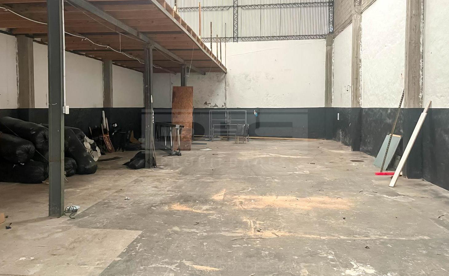 Foto de Depósito Venta - Olivos-Maipu/Uzal, imagen 3
