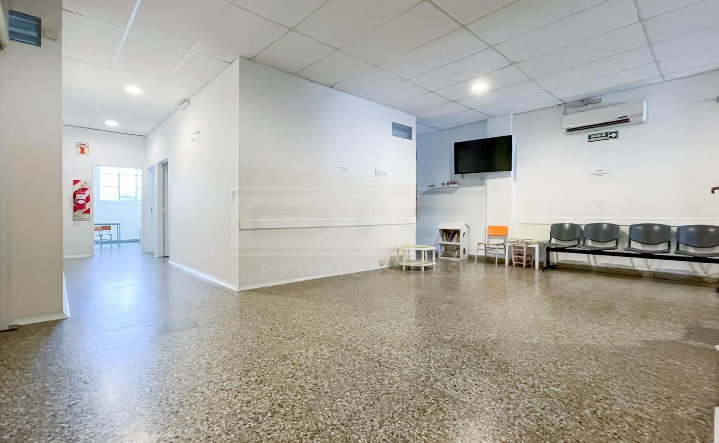 Foto de Local Comercial Venta - Olivos-Maipu/Uzal, imagen 2