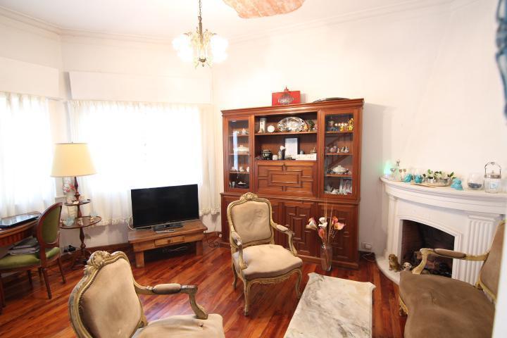 Foto de Duplex 4 ambientes con balcon terraza ubicado en Olivos Bajo, imagen 2