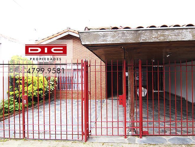 Foto de Muy buen chalet 4 ambientes apto credito en Olivos, imagen 1
