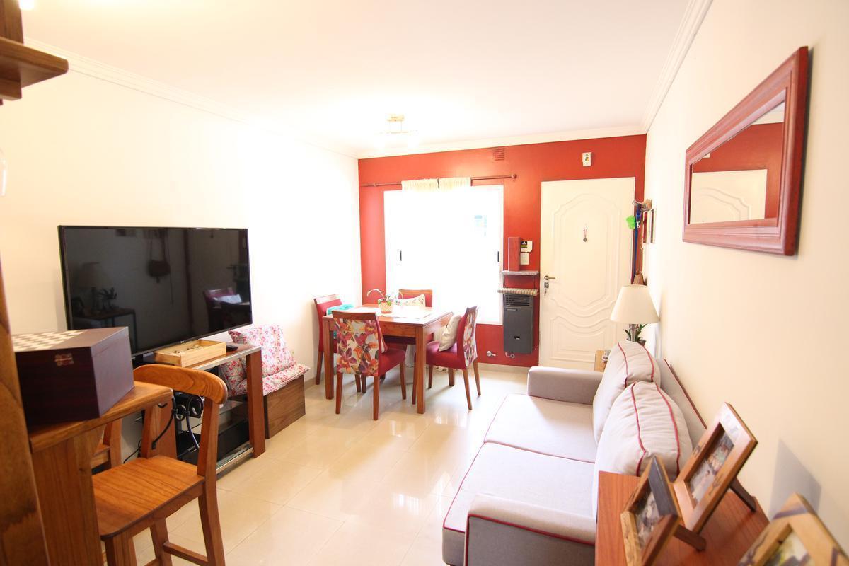 Foto de Inmejorable triplex 5 ambientes en excelente zona de Olivos., imagen 4