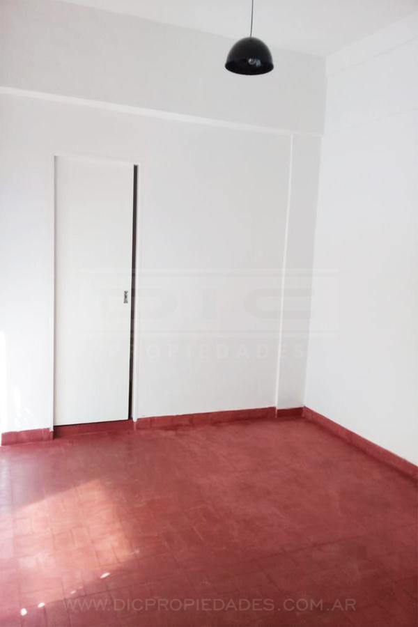 Foto de PH 3 unidades venta en block ideal inversor con local en Olivos, imagen 1