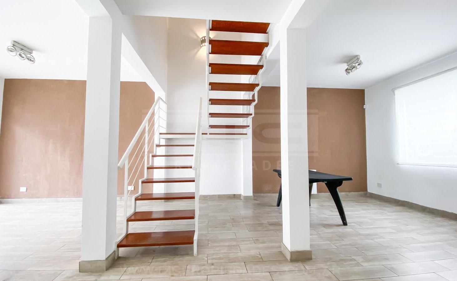 Foto de Casa 5 ambientes Venta - Olivos, imagen 4
