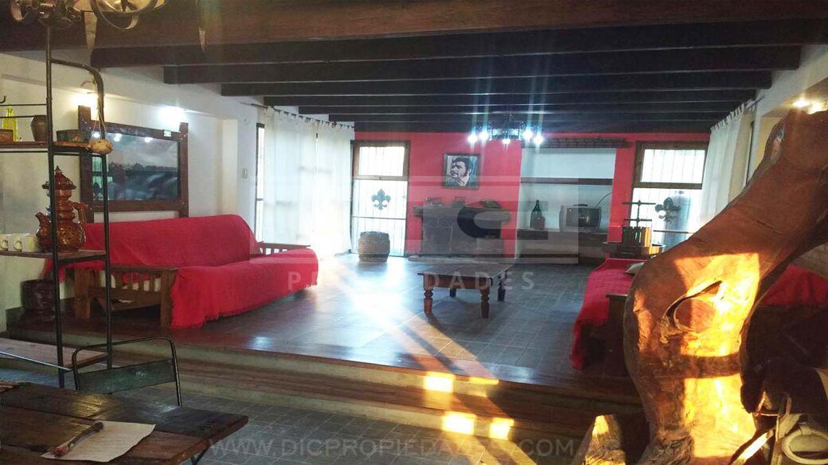 Foto de Casa 6 ambientes en campo de 3 hectareas piscina quincho en Victoria, imagen 5
