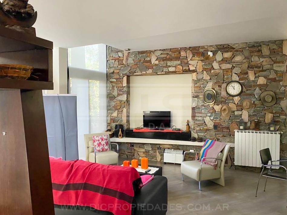 Foto de Chalet 4 dormitorios - Mar De Las Pampas, imagen 3