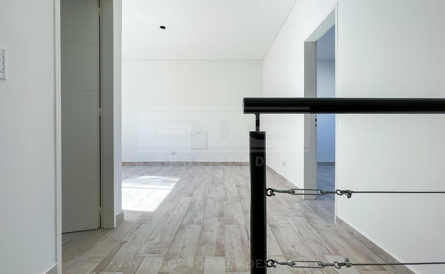 Foto de Triplex 3 dormitorios a estrenar Venta - Olivos, imagen 4