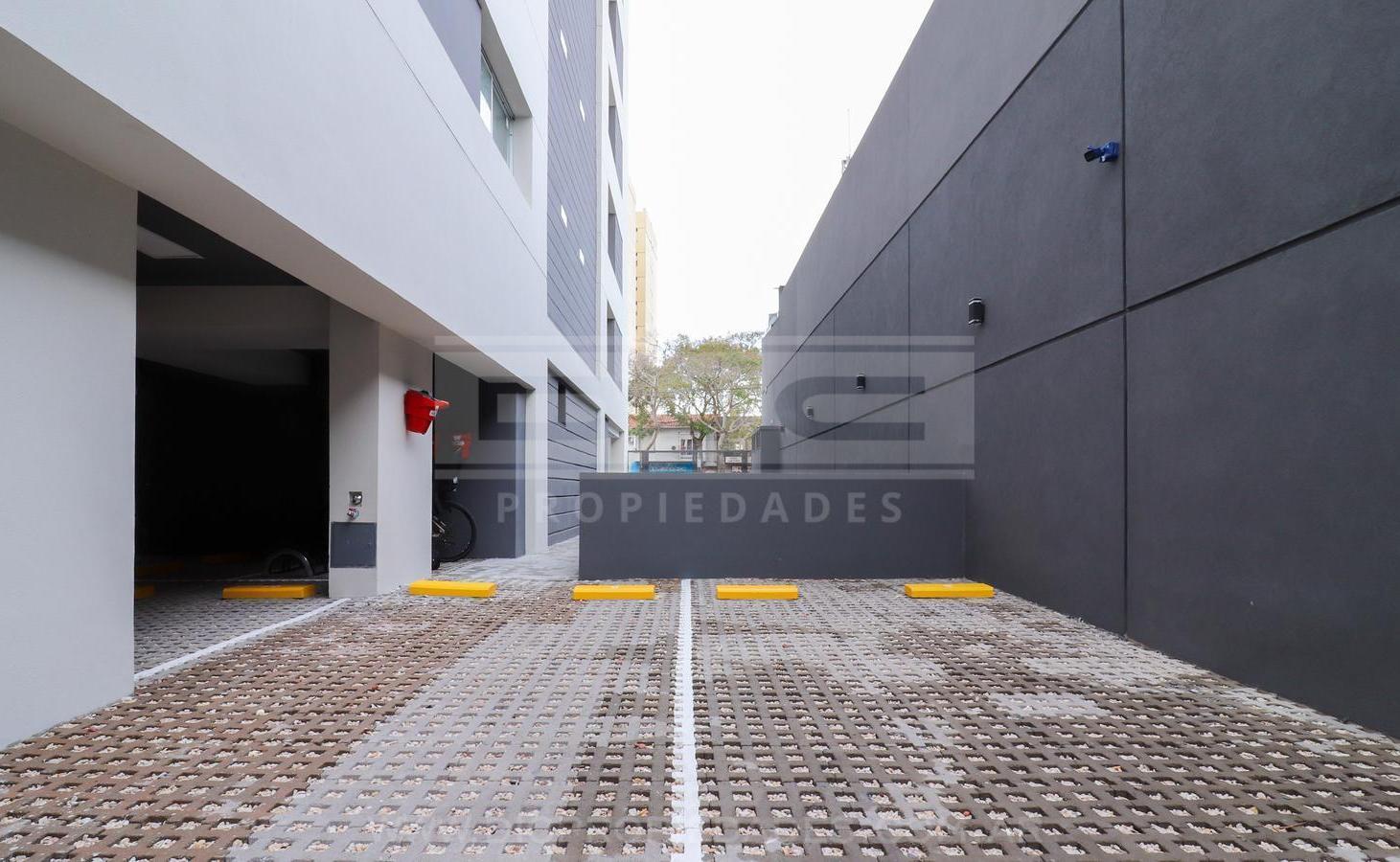 Foto de Cochera Venta - Olivos, imagen 1