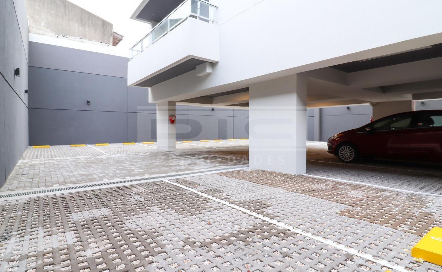 Foto de Cochera Venta - Olivos, imagen 4