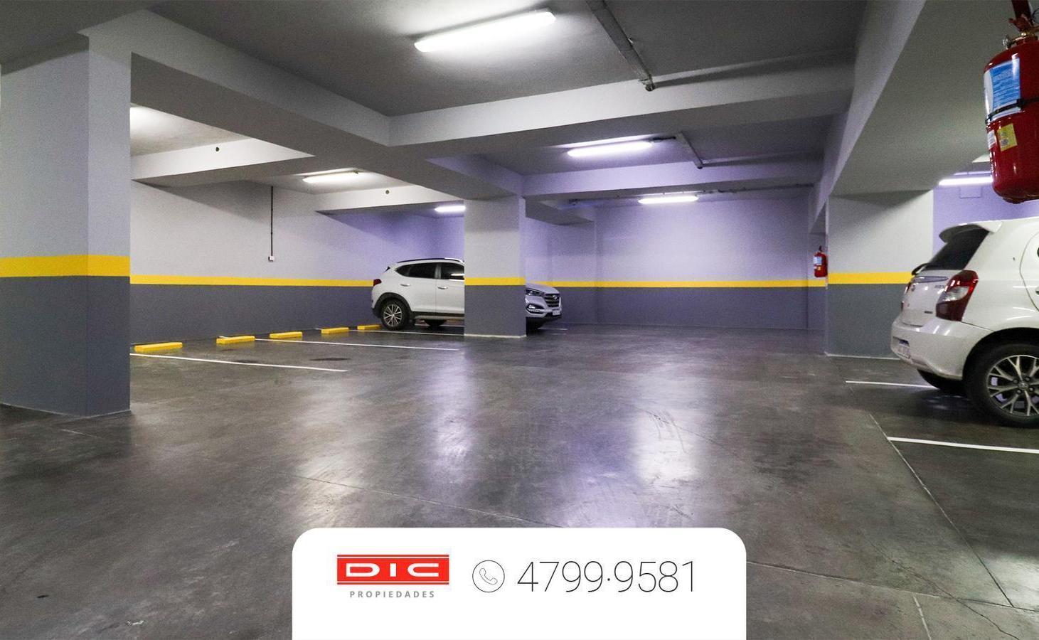 Foto de 2 Cocheras Venta - Olivos, imagen 1