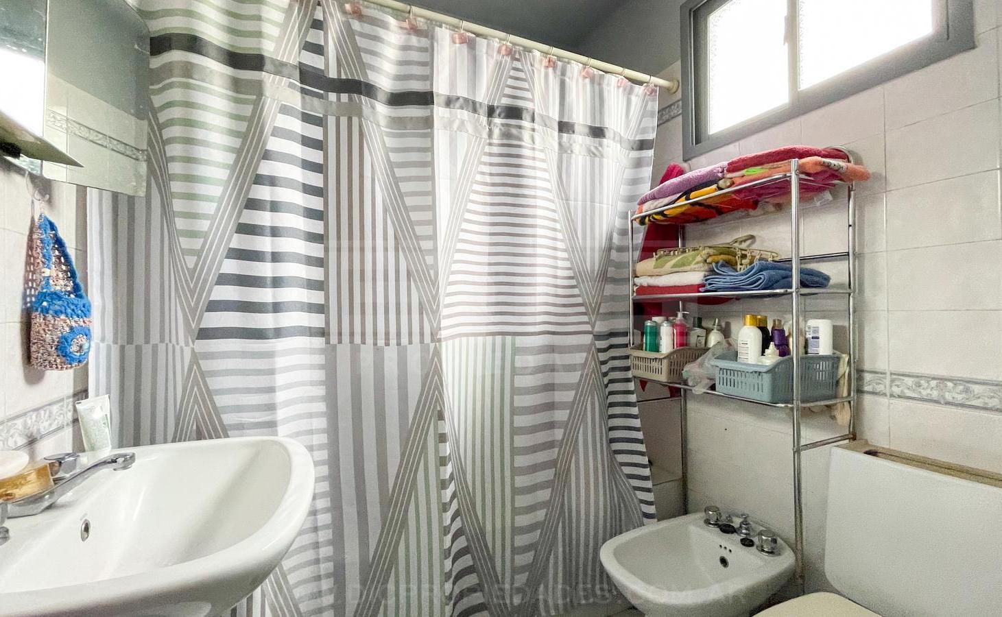 Foto de Edificio corporativo, multivivienda. Venta en block - Florida, imagen 3