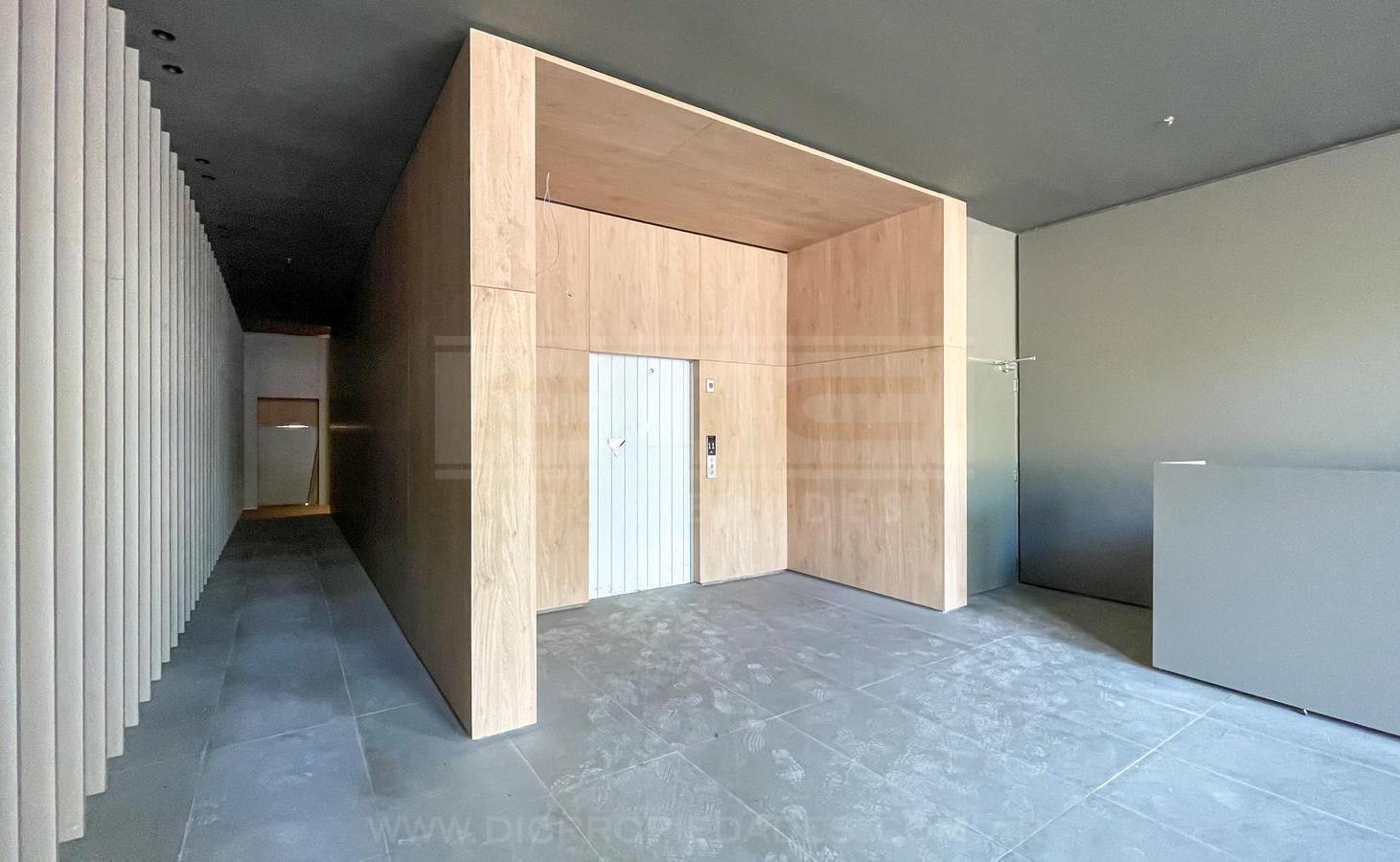 Foto de Cochera Venta - Olivos, imagen 3