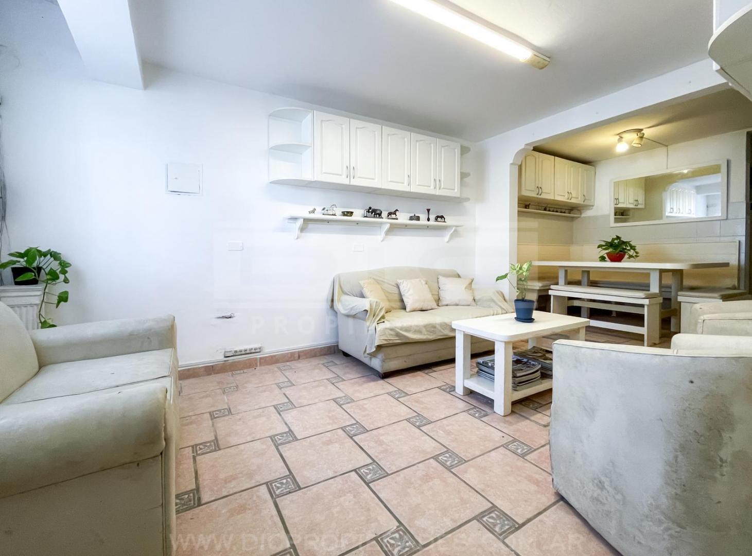 Foto de Casa 4 dormitorios Venta - La Lucila-Vias/Maipu, imagen 5