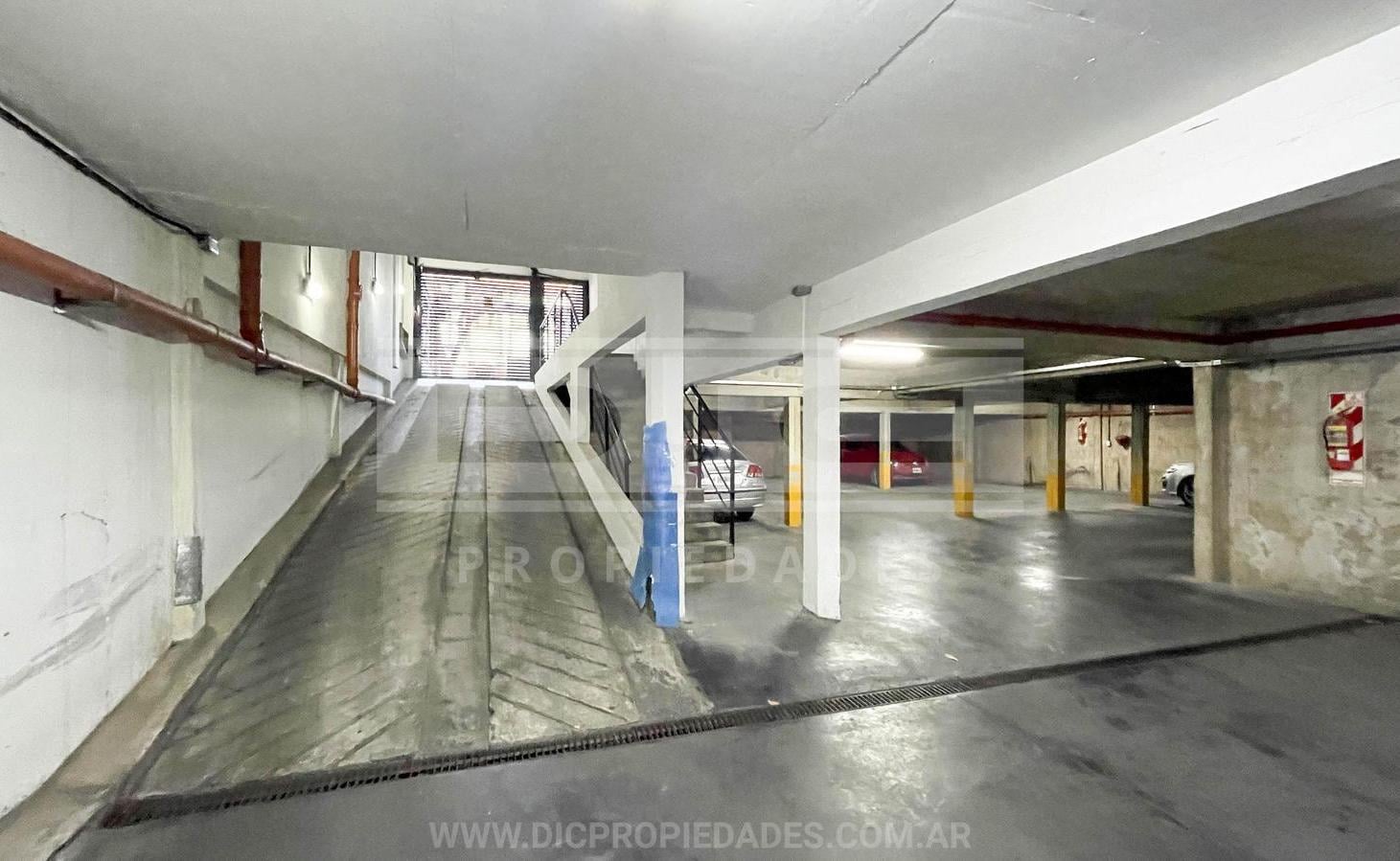 Foto de Cochera Venta - Olivos-Maipu/Uzal, imagen 1