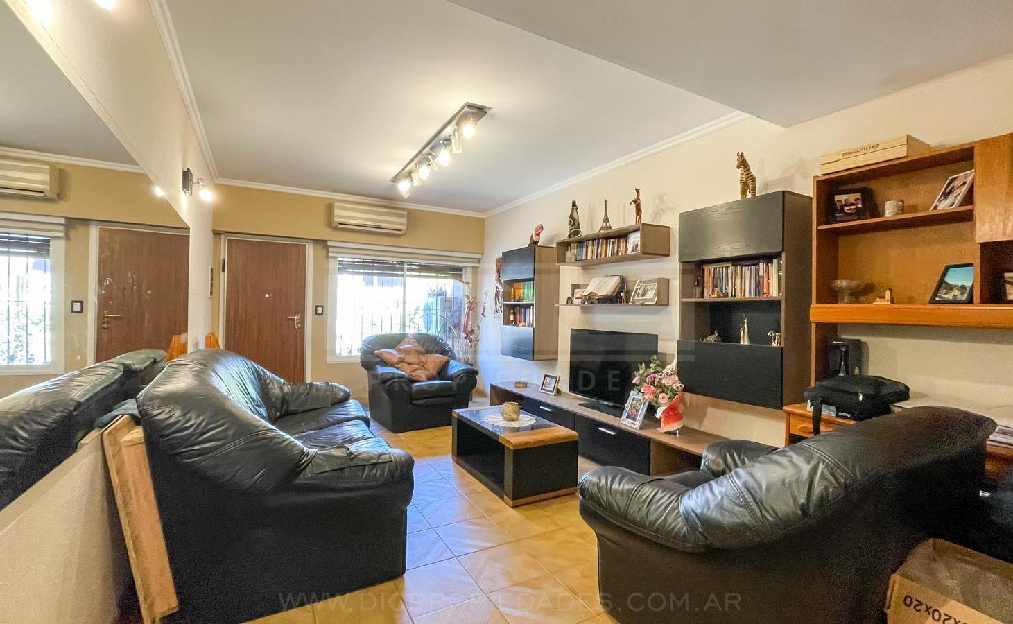 Foto de Casa 2 Dormitorios Venta - Olivos-Maipu/Uzal, imagen 3