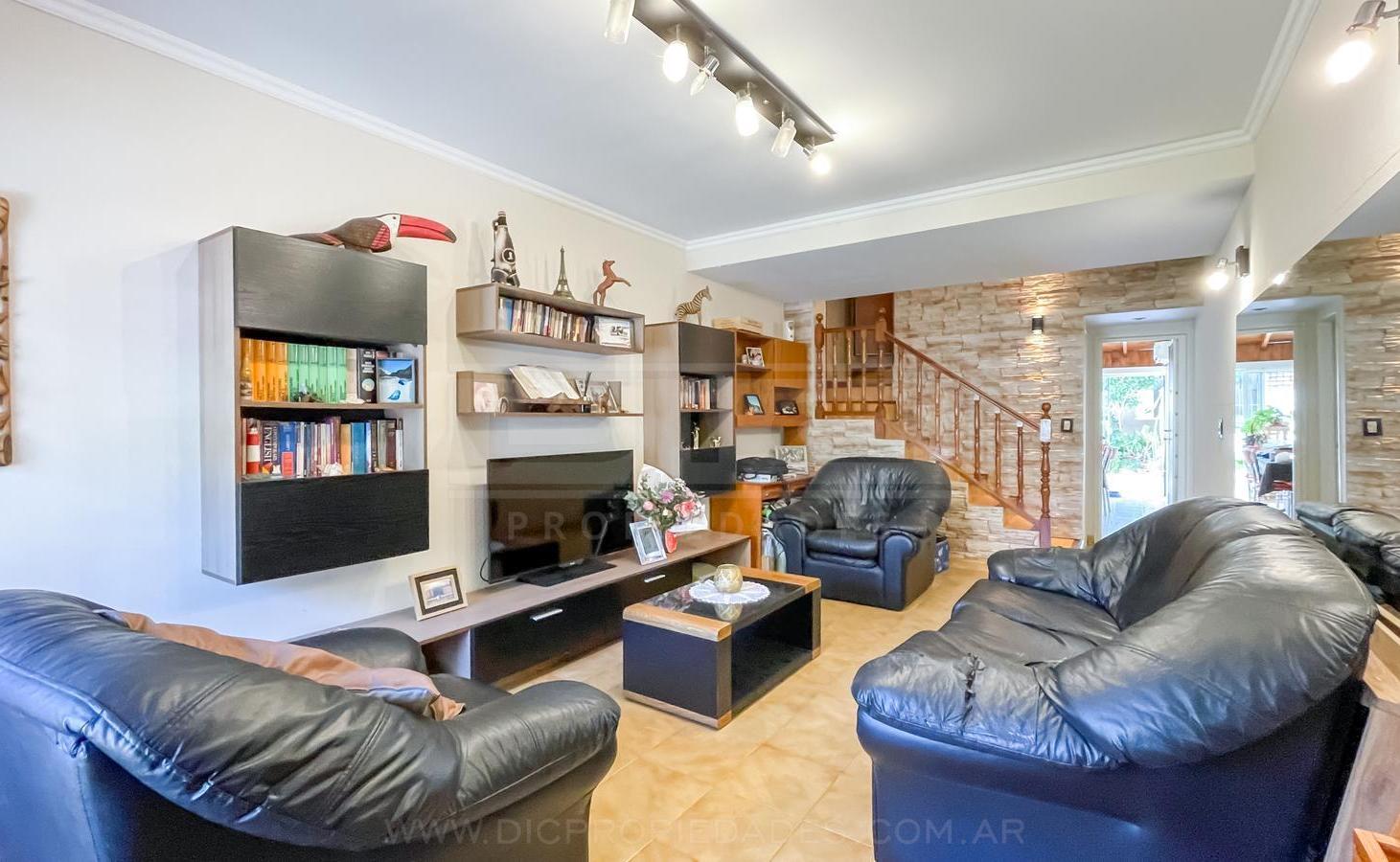 Foto de Casa 2 Dormitorios Venta - Olivos-Maipu/Uzal, imagen 2