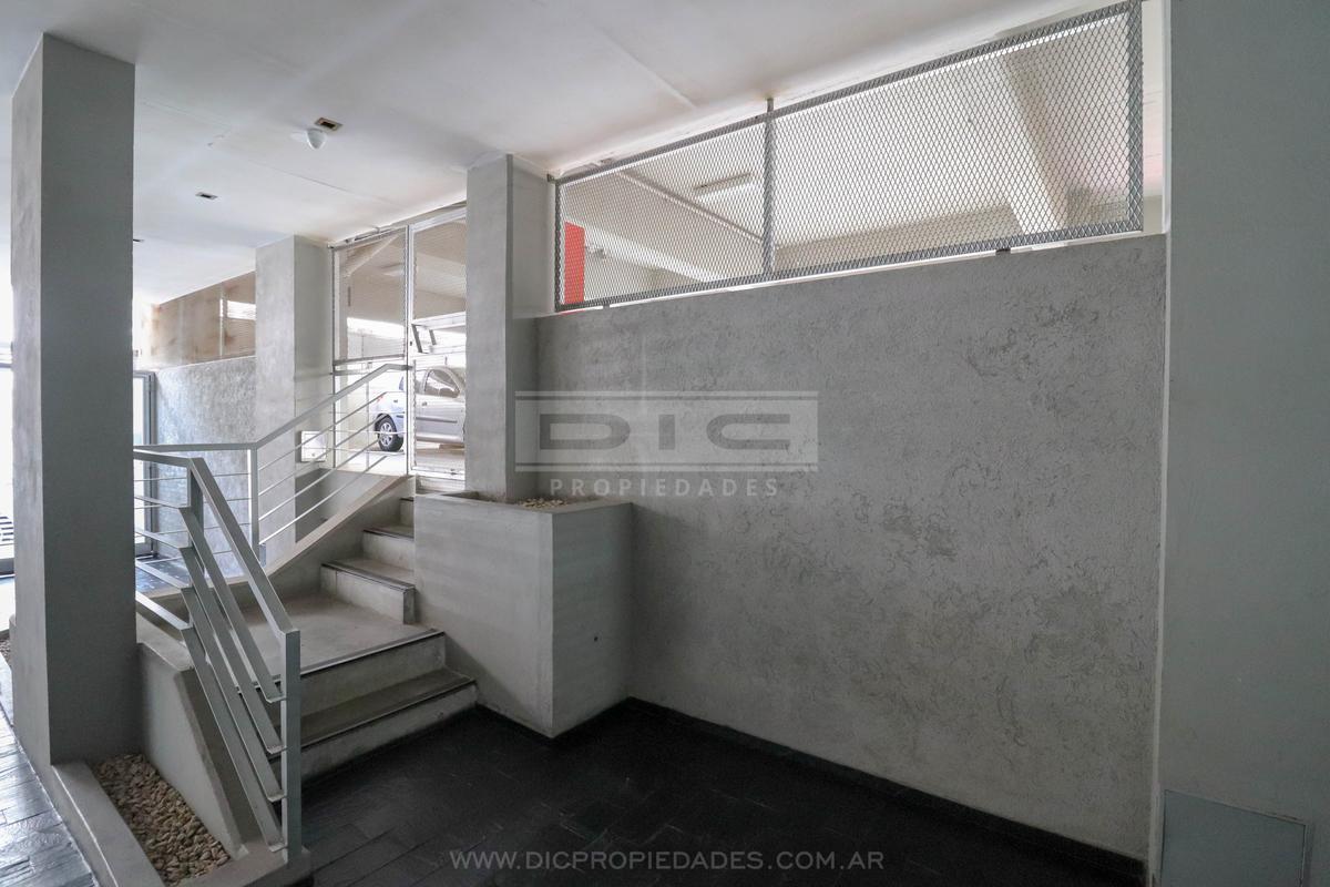 Foto de Cochera Venta - Olivos-Vias/Maipu, imagen 3