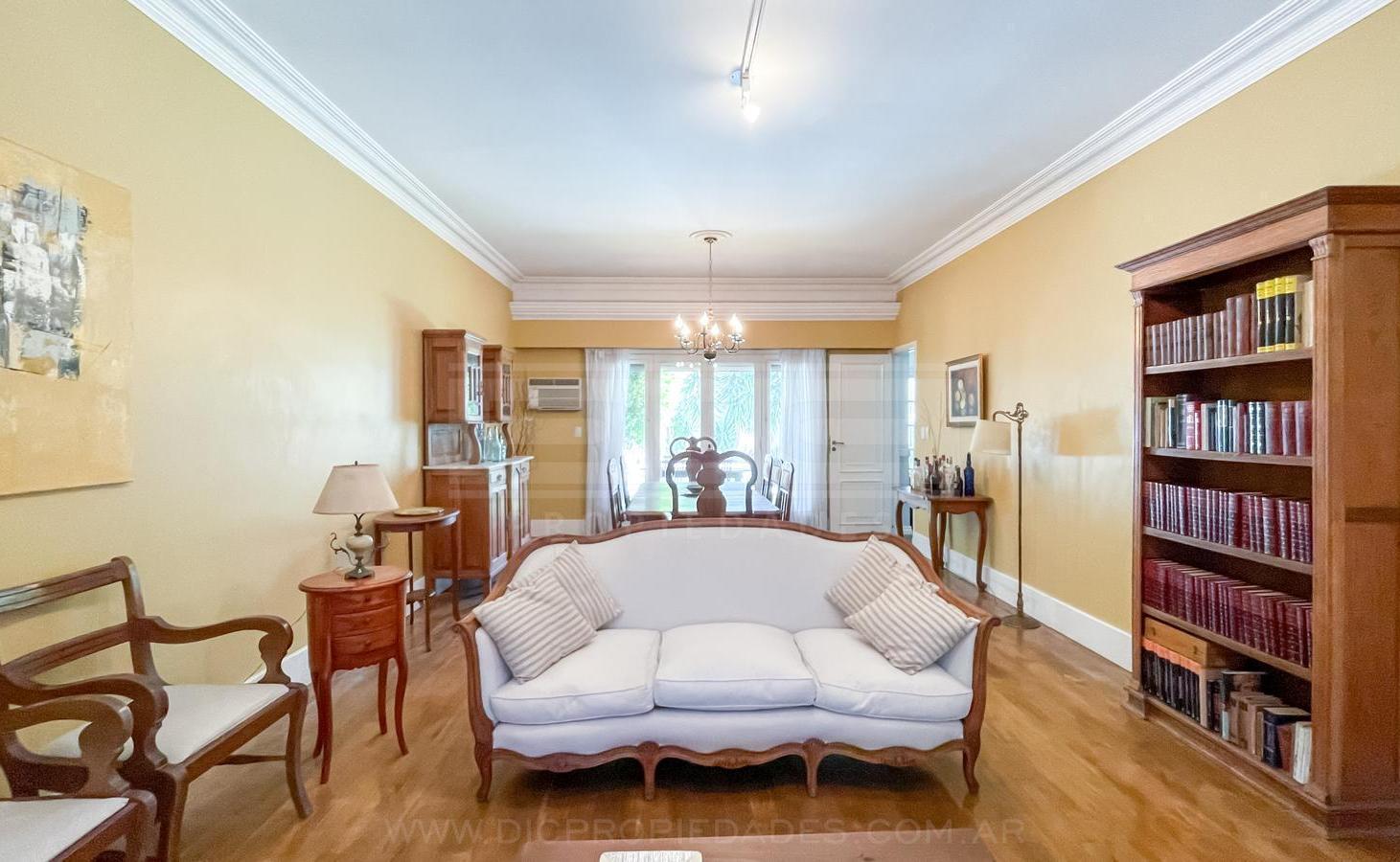 Foto de Chalet 4 dormitorios Venta - Olivos-Golf, imagen 5