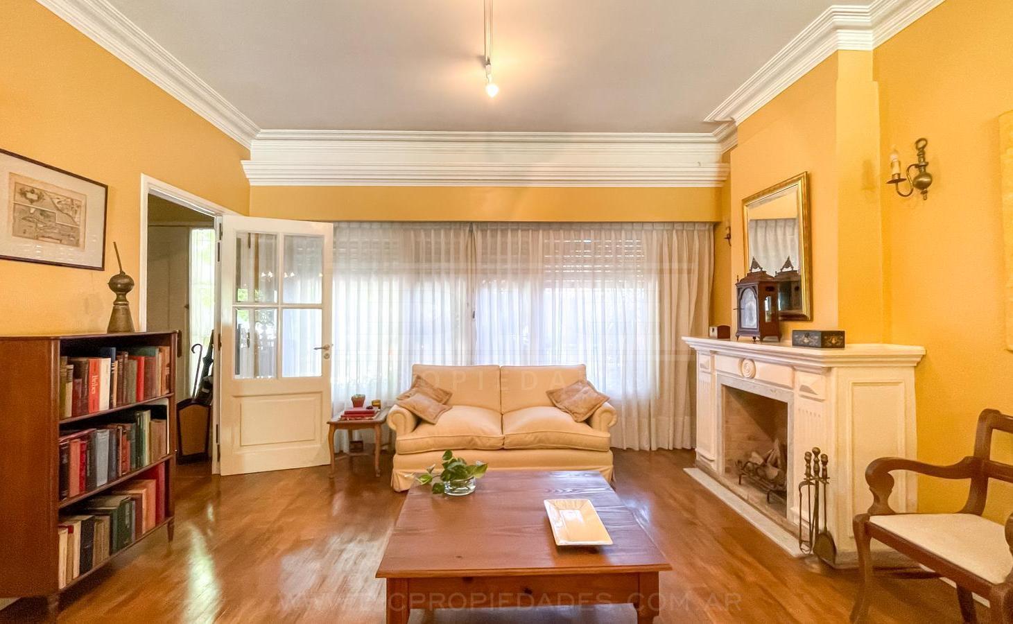 Foto de Chalet 4 dormitorios Venta - Olivos-Golf, imagen 4
