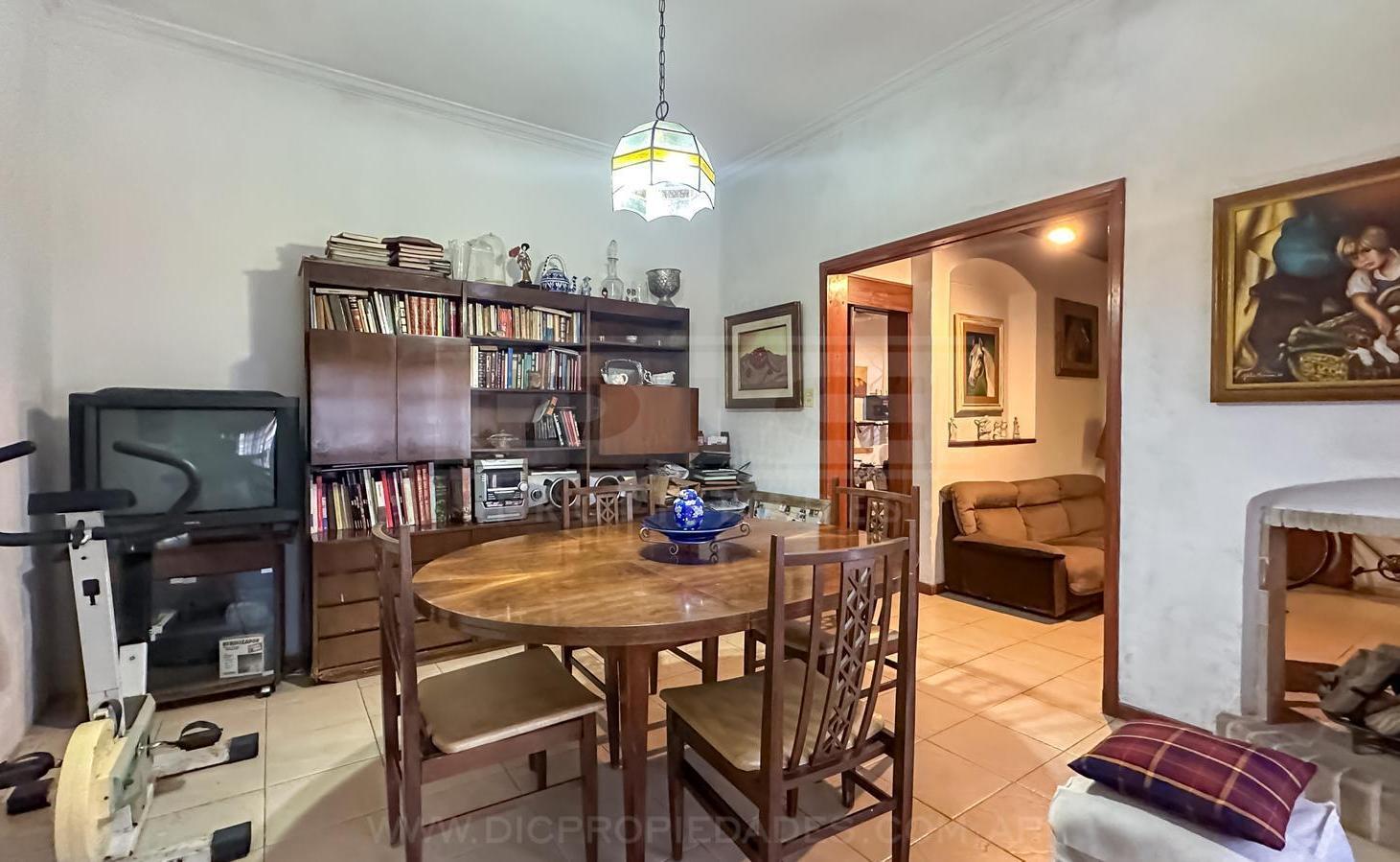 Foto de Chalet 3 dormitorios Venta - Olivos-Maipu/Uzal, imagen 3