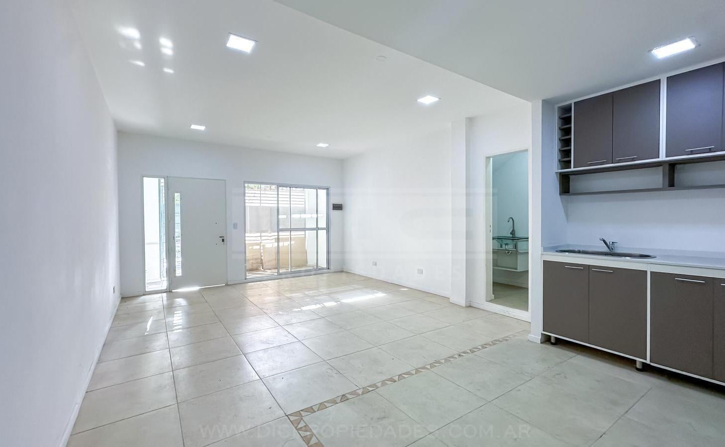 Foto de PH 2 dormitorios Venta - Olivos-Maipu/Uzal, imagen 1