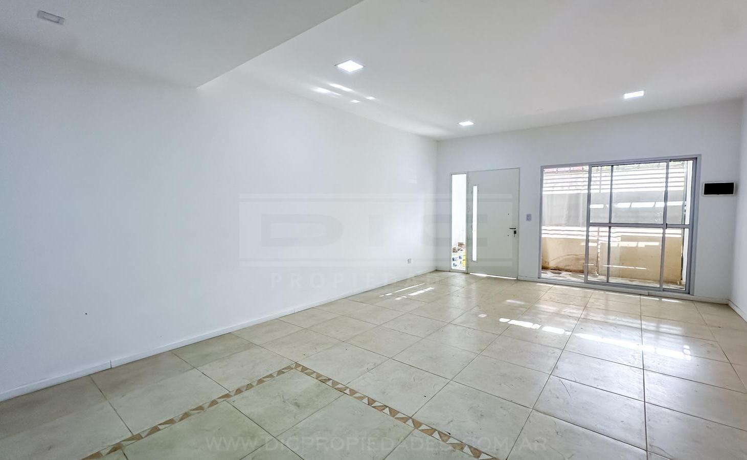 Foto de Casa 2 dormitorios Venta - Olivos-Maipu/Uzal, imagen 1