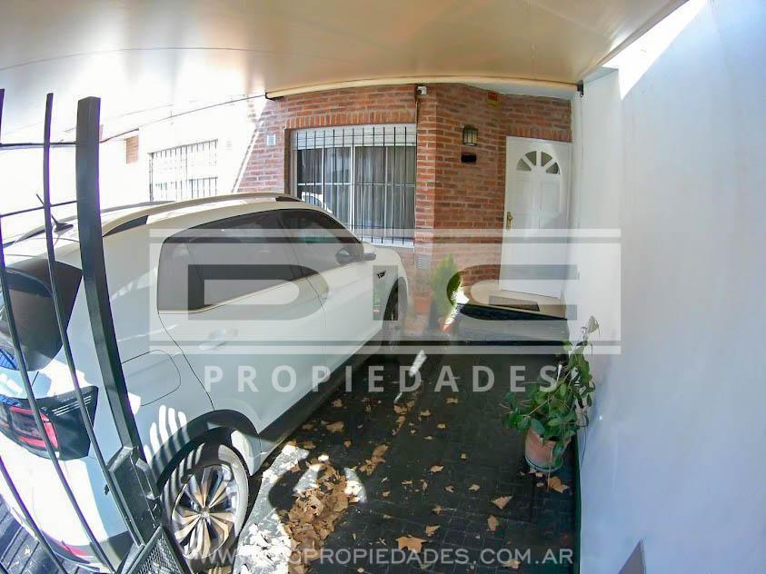 Foto de Duplex 4 ambientes en 3 plantas impecable estado - Florida B Venta, imagen 2