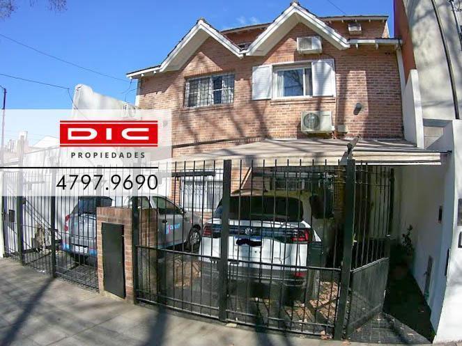 Foto de Duplex 4 ambientes en 3 plantas impecable estado - Florida B Venta, imagen 1