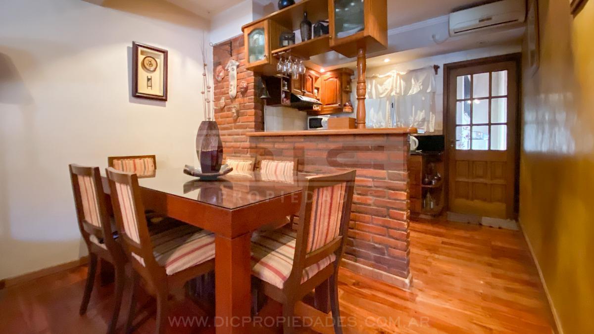 Foto de PH 2 dormitorios Venta - Carapachay, imagen 2